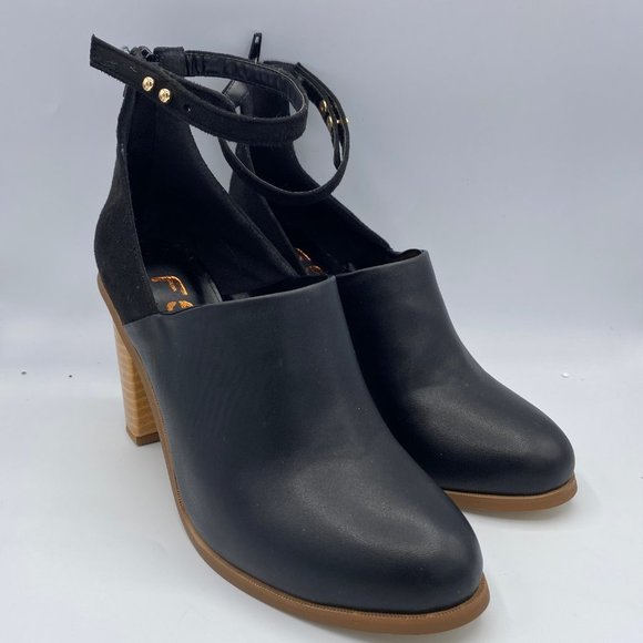 A FSJ Pointy Toe Ankle Strap Chunky Cutout Heel Pump - Picture 3 of 9